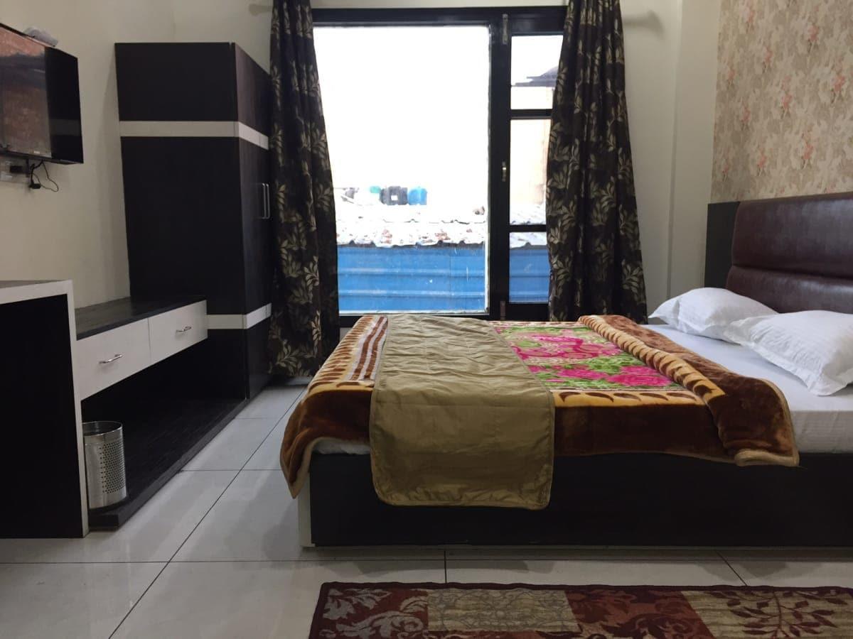 Oyo 30415 Hotel White City Anandpur  외부 사진