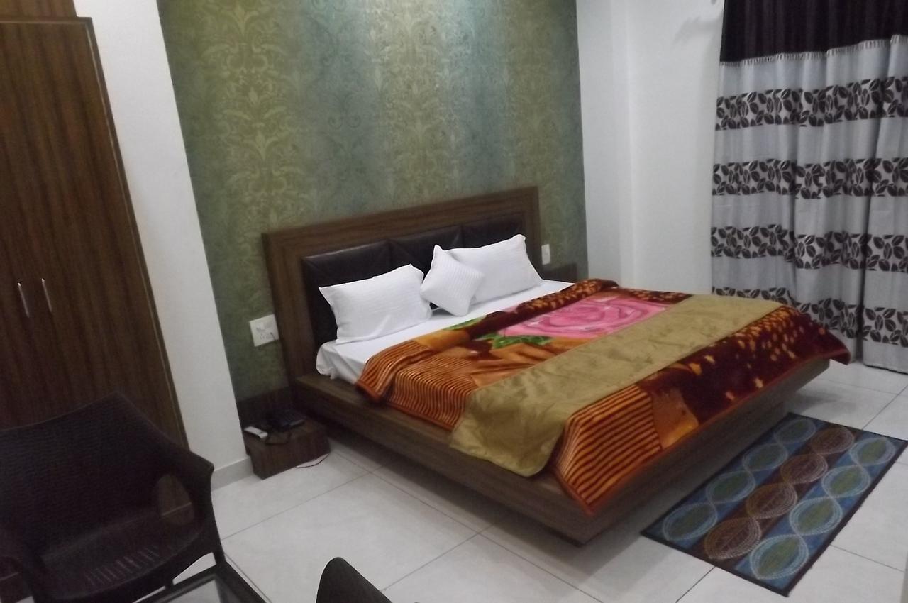 Oyo 30415 Hotel White City Anandpur  외부 사진