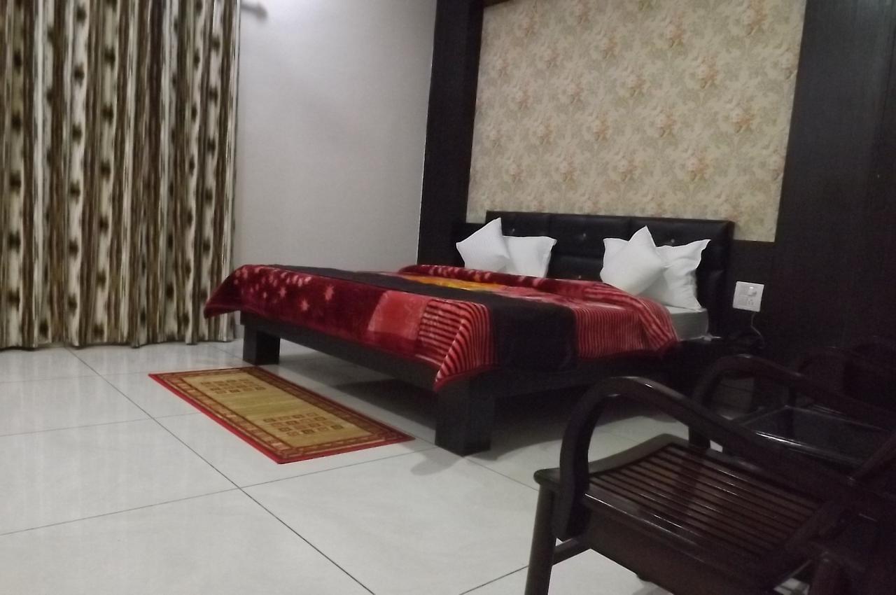 Oyo 30415 Hotel White City Anandpur  외부 사진